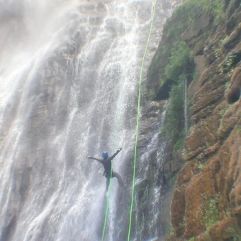 RAPEL NA CACHOEIRA ALTA